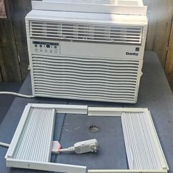 Danby Air Conditioner 12000 BTU