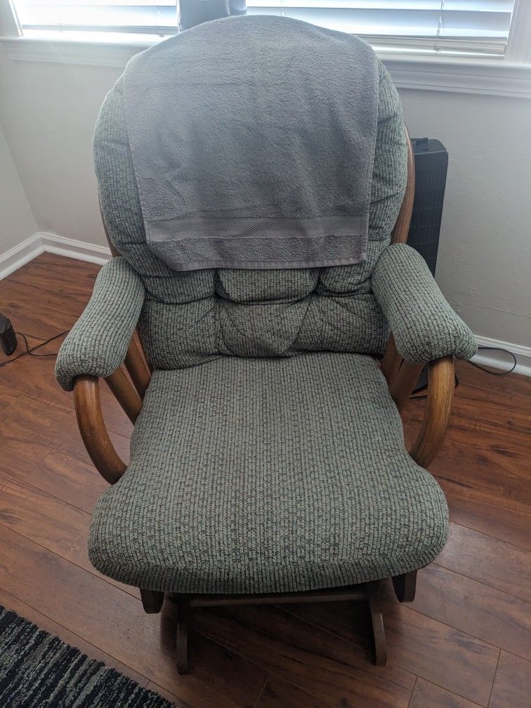 Comfy Rocking Chair Free