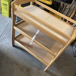 Change Table Changing For baby - Like New 