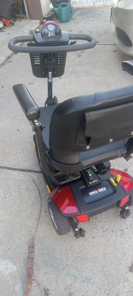 Gogo Scooter