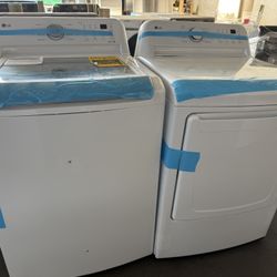 LG  Washer And Dryer Top Load “white”