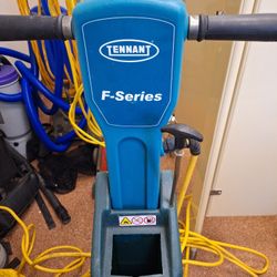 TENNANT F Series with tank 