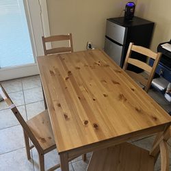 Small Wooden Kitchen Table And Chairs