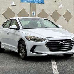 2018 Hyundai Elantra 