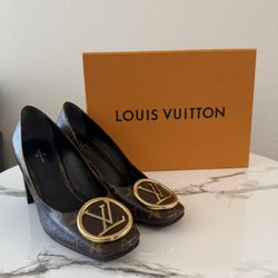 Louis Vuitton Monogram LV Circle Pumps – Size 39.5 (US 9) – Excellent Condition