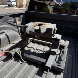 5th wheel hitch