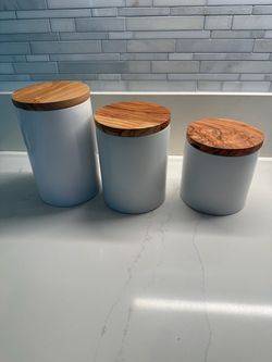 NEW Crate & Barrel Olivewood & Matte Ceramic Canisters β Set of 3 β $45