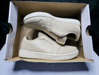 JORDAN RETRO 1 LOW SLIP "DESERT ORE LIGHT CREAM"