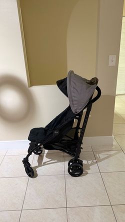 Chicco Liteway Lightweight Umbrella Stroller