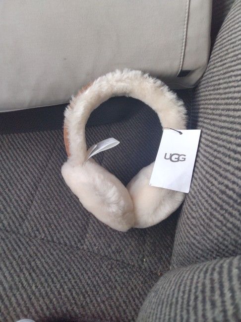 Ugg Shearling Sheepskin & Leather Earmuffs, New