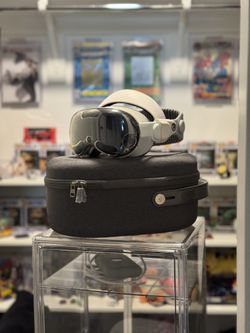 Apple Vision Pro - 512GB (Mint Condition)