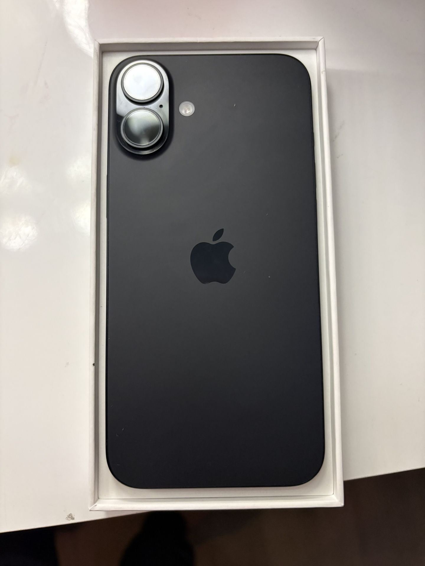 iPhone 16 Plus 128 GB AT&T or Cricket