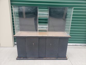 Unique 55 Gallon Plexiglas Fish Aquarium with Standd