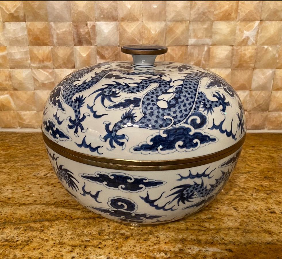 Chinese Four Dragons  Bowl With The Lid & Brass Trimmed  11” D x 9” H