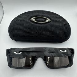 Oakley Sun Glasses