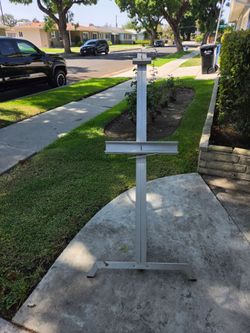 metal art easel