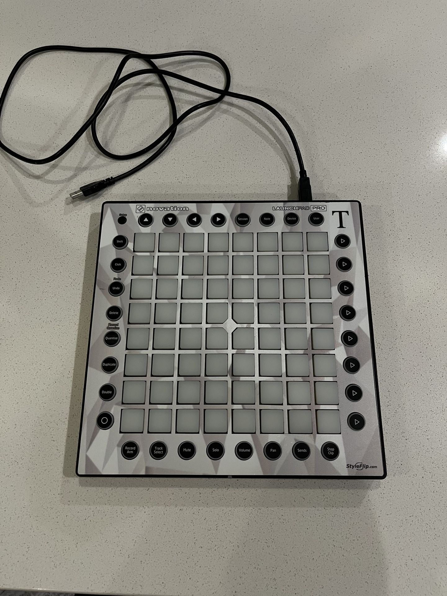 Novation Launchpad MKII