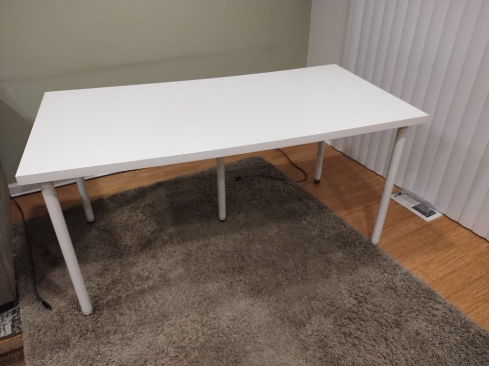 IKEA LINNMON desk table with 5 ADILS legs