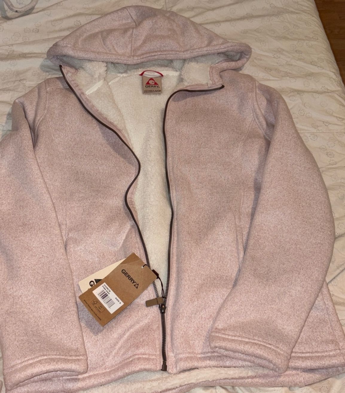 NEW Gerry Suede Fleece Hoodie – Size S– Super Soft & Warm!