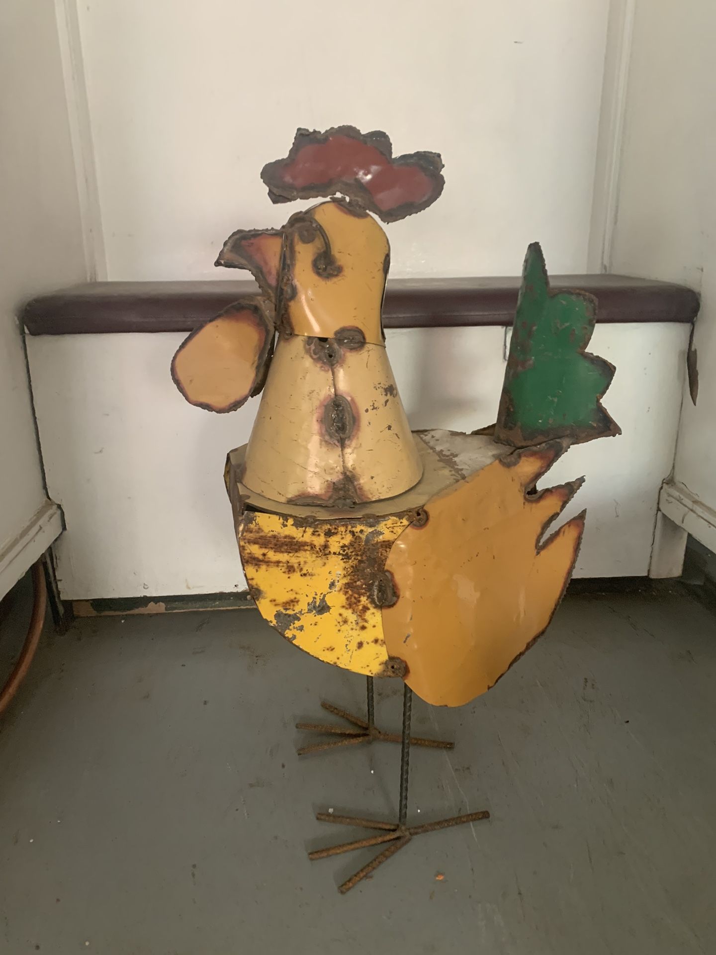 Rustic Metal Chicken 3ft