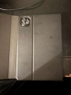 Tablet with keyboard