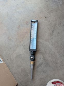 WINTERS Industrial Glass Thermometer: 30°F to 180°F /0°C to 80°C, +/-1% Accuracy, 3.5 in Stem Lg