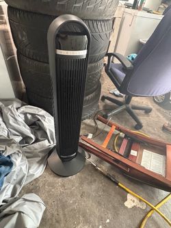 Dreo Nomad TF414 36-inch oscillating tower
