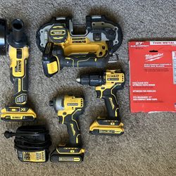Dewalt Power Tool Set 