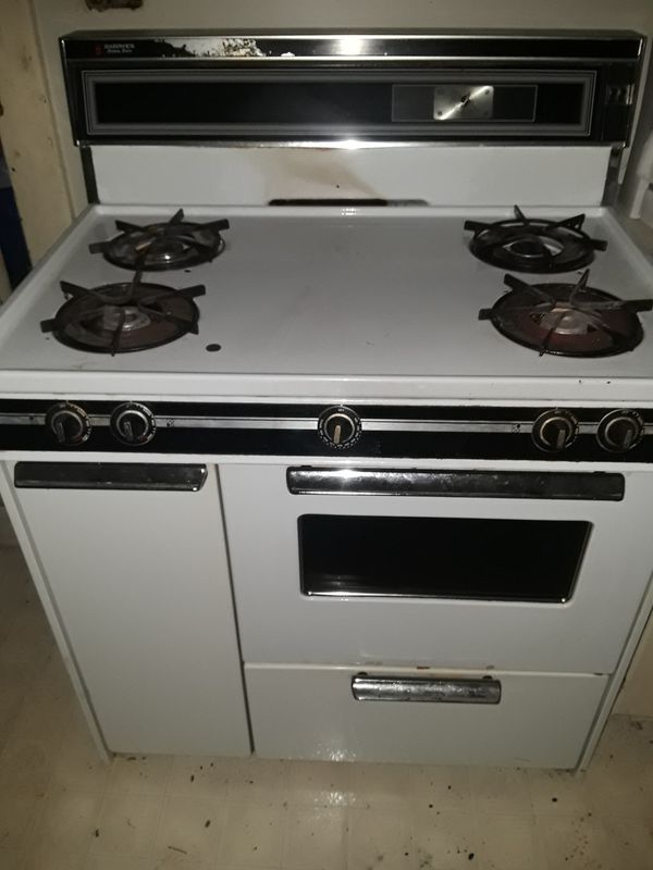 Hardwick Century Series Gas Stove for Sale in Trinity, NC