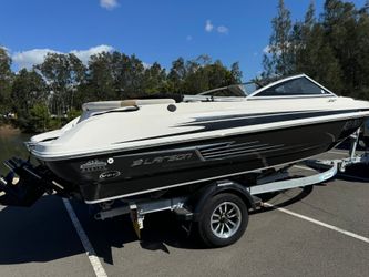 2012 Larson SF620LXF