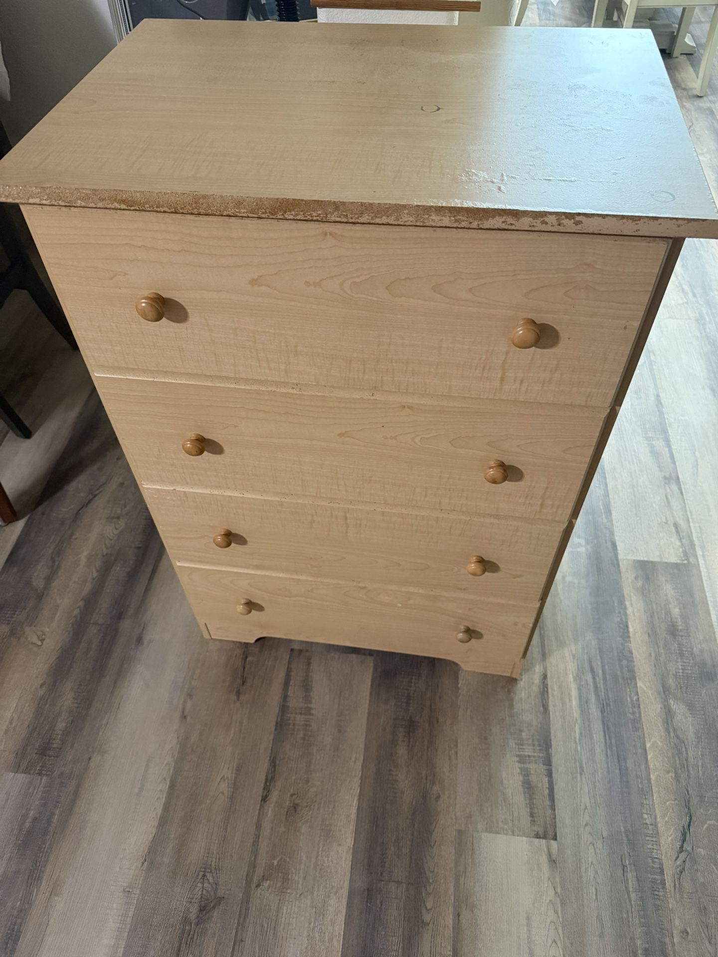 Dresser