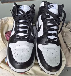 Nike Panda Dunks Hi (lightly used) Size 11.5 Mens