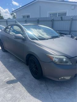Toyota Scion TC 2006
