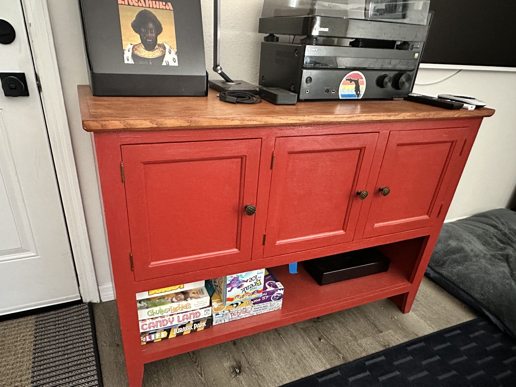 Entertainment console/cabinet for Storage 