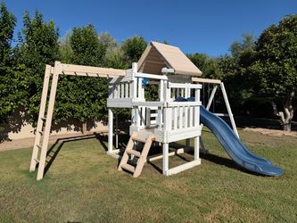 Playset (Kidwise) White and Blue