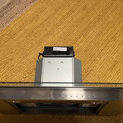 Never Used 36" Cooktop Wall Hood - Wolf Sub-zero OGlass Model # VW36G