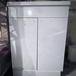 Laundry Cabinet Kit