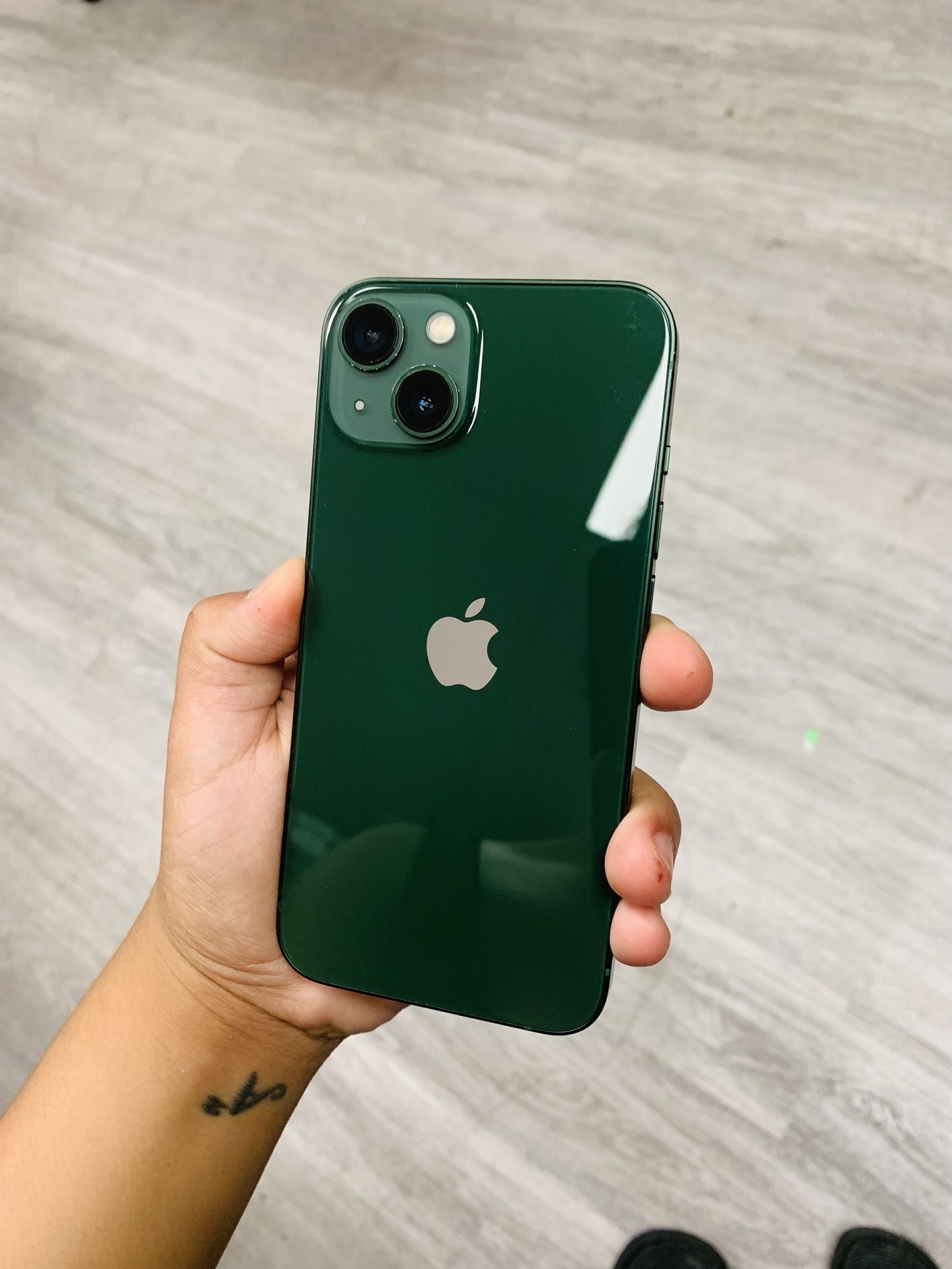 iPhone 13 128gb T Mobile Metro PCs