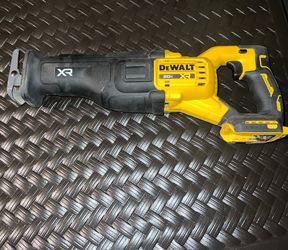 DEWALT Sawsall