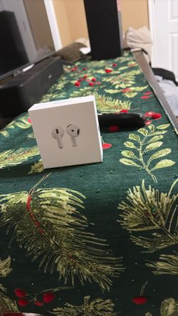 AirPods 4