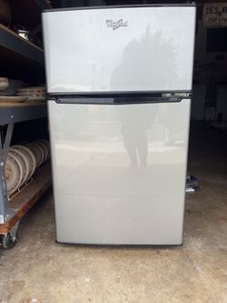 Whirlpool Mini Fridge
