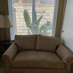 Love Seat Couch 