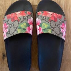 GUCCI FLORAL PRINT SANDALS 