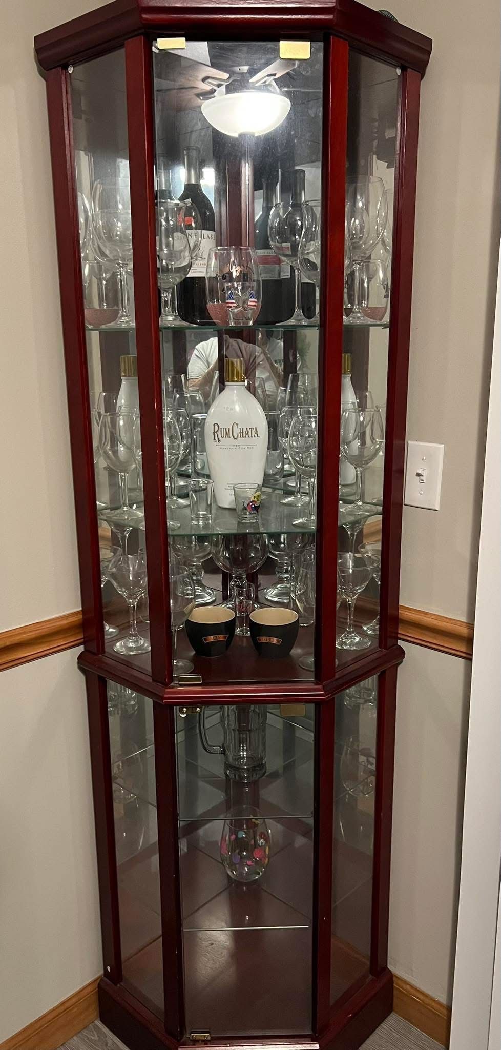Corner Curio