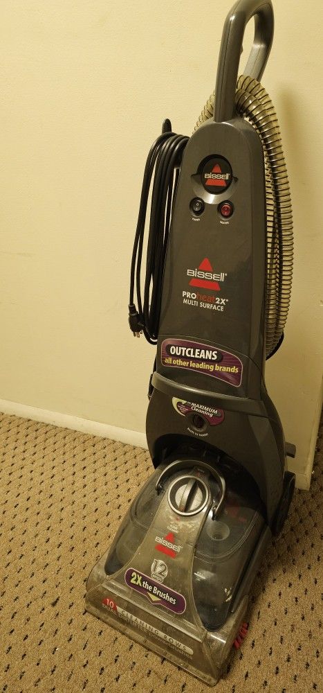 Bissell ProHeat 2X CleanShot Upright Carpet Cleaner