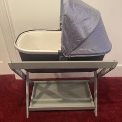 Uppababy Bassinet and Stand 