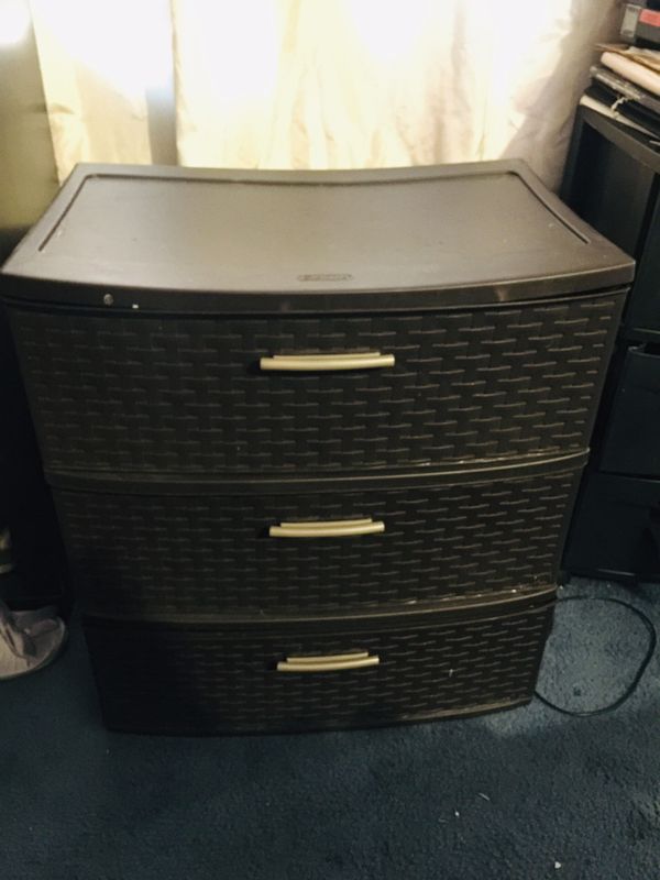 Plastic dresser for Sale in Dallas, TX OfferUp
