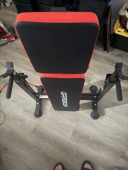 Adjustable work out bench