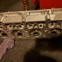 Mopar 6.4L 392 new Cylinder head