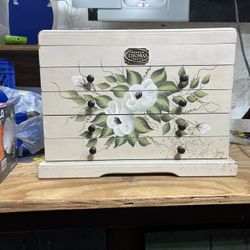 Museum Thomas Series Jewelry Box 
